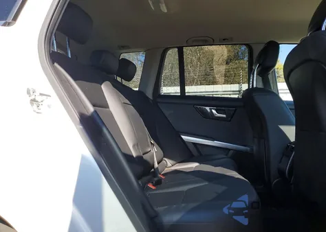 2015 Mercedes-Benz Glk 350 z USA, uszkodzony, nr VIN WDCGG5HB9FG400128